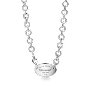 Return to Tiffany Sterling Silver Tiffany and Co Oval tag necklace